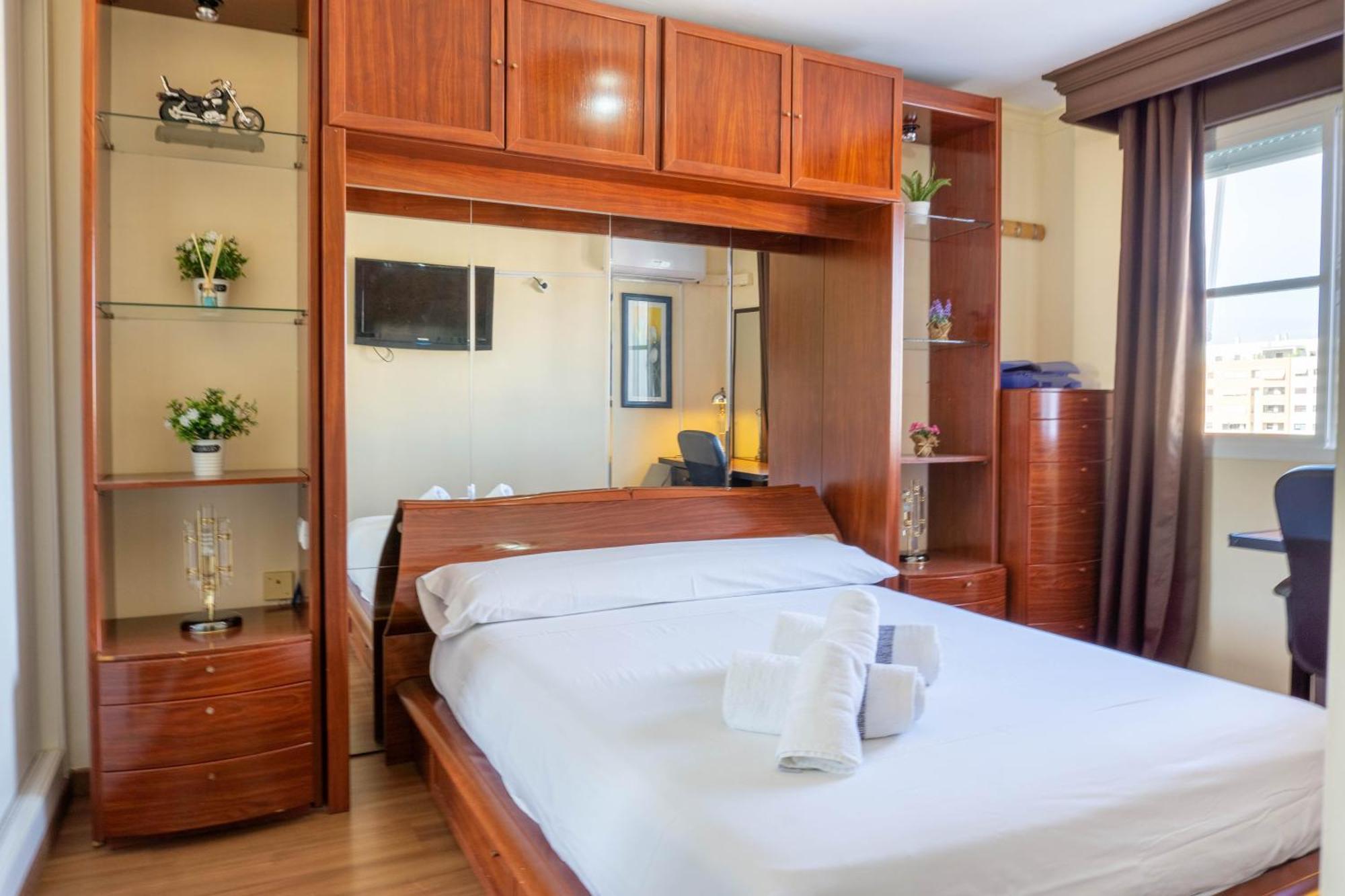 Apartment Aconte Малага Екстериор снимка